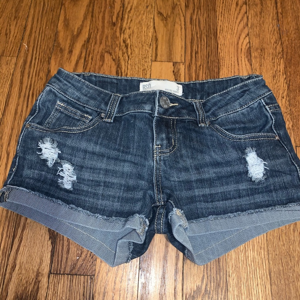 Ripped denim shorts